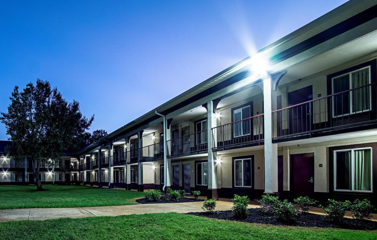 Red Roof Inn & Suites Greenwood, Sc Eksteriør billede