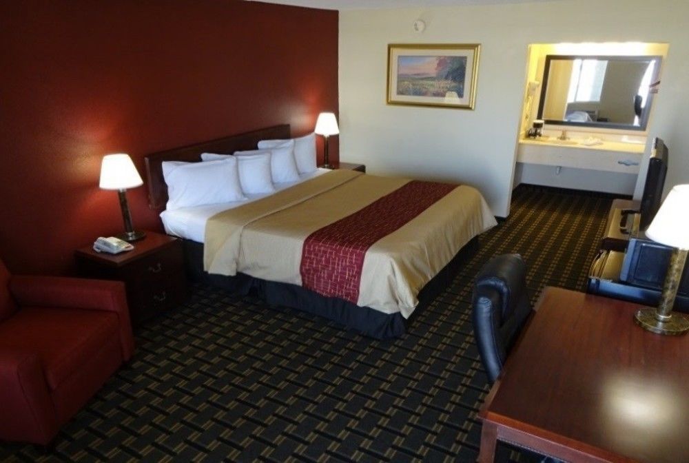 Red Roof Inn & Suites Greenwood, Sc Eksteriør billede