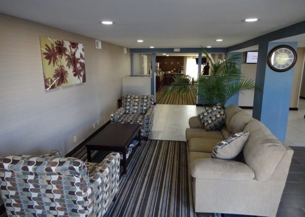 Red Roof Inn & Suites Greenwood, Sc Eksteriør billede