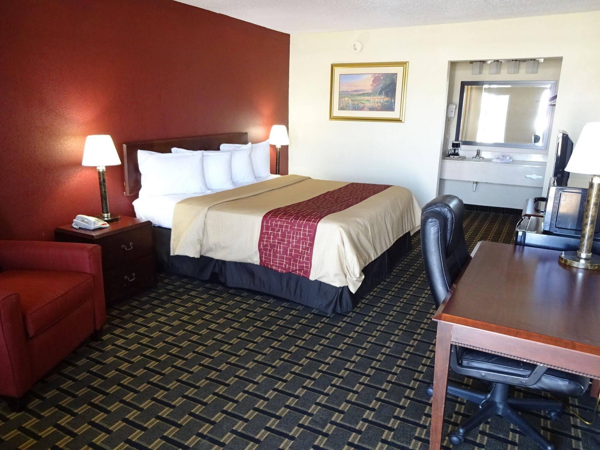 Red Roof Inn & Suites Greenwood, Sc Eksteriør billede